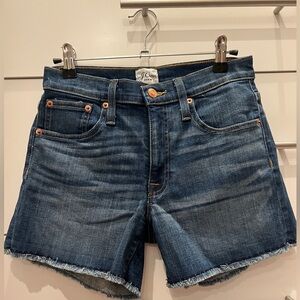 Women’s J.Crew Blue Denim Shorts in Merrill Wash - SZ 24 👖